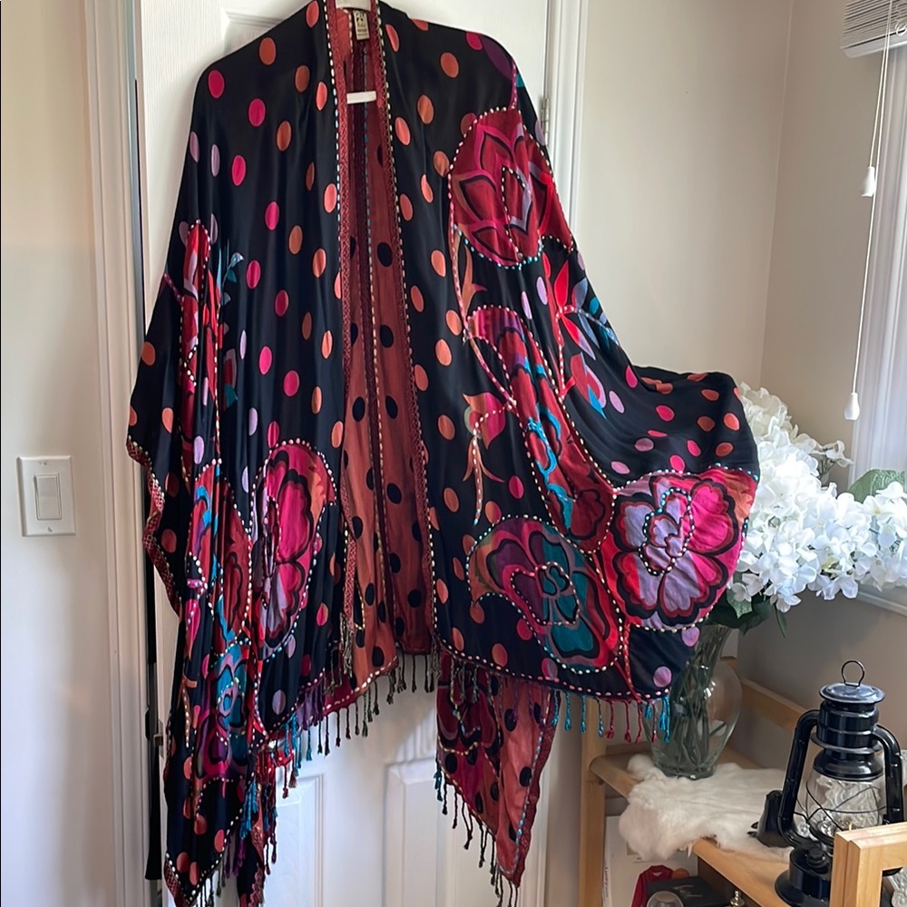 Baba Red and Black Polka Dot REVERSIBLE India Ethnic Shawl Cape Scarf Wrap